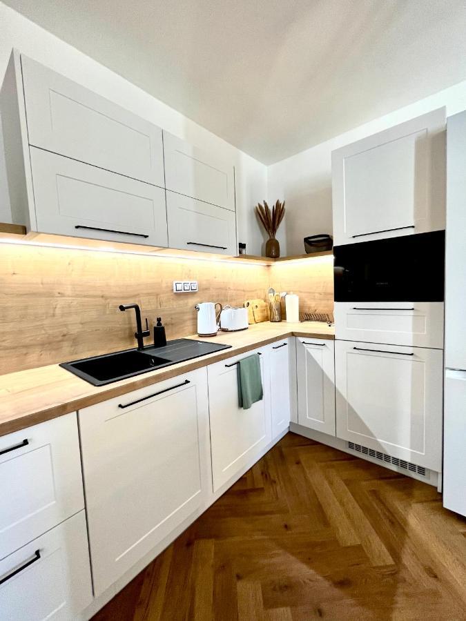 Apartman Elen Nove Mesto nad Metuji Exterior photo