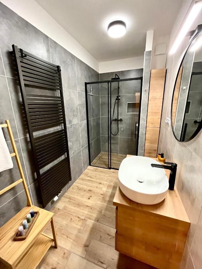 Apartman Elen Nove Mesto nad Metuji Exterior photo